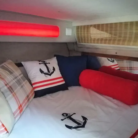 Sleepboat Barco *